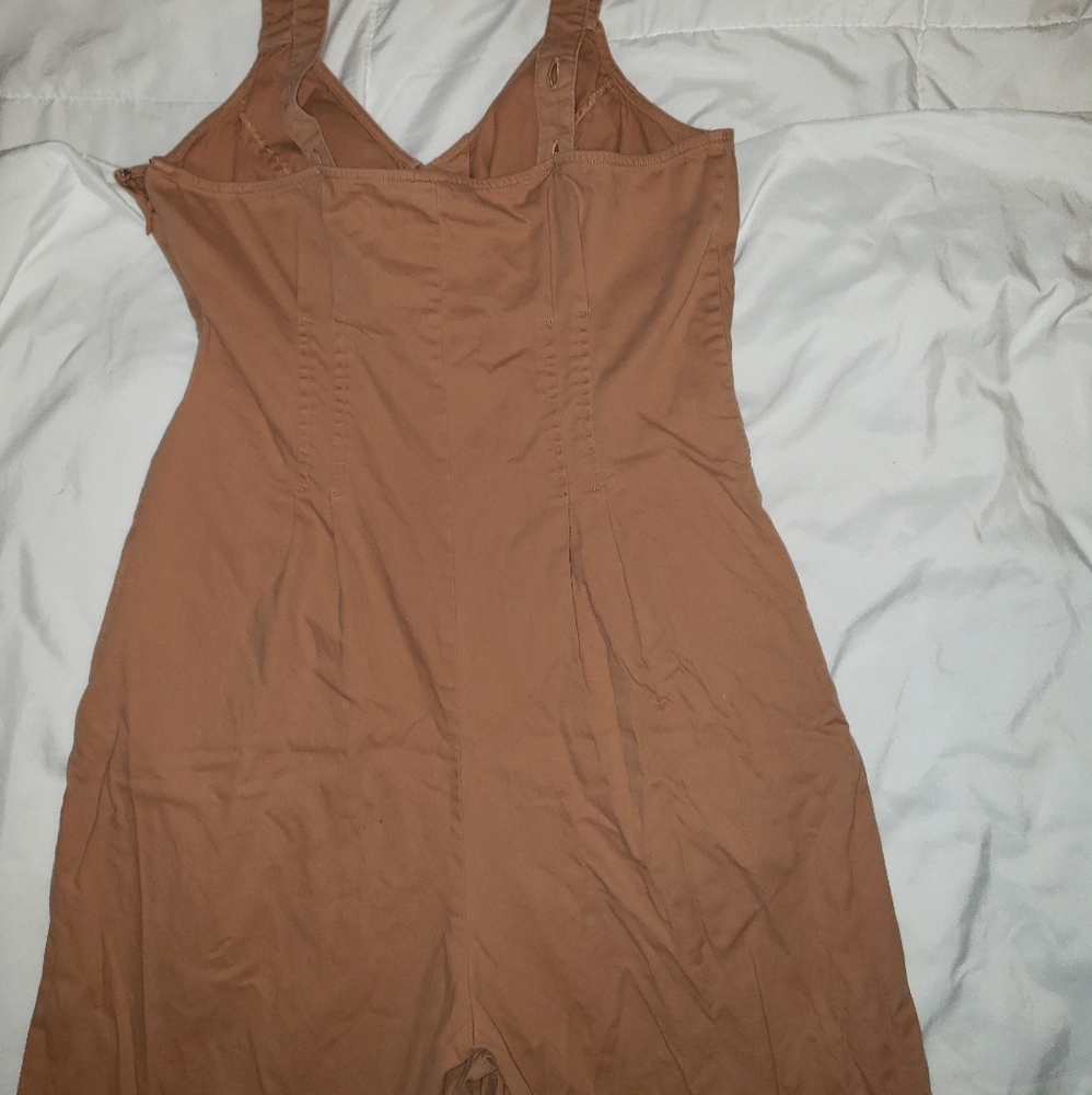 Universal Thread Camel Color Jumper Size 6 - image 2